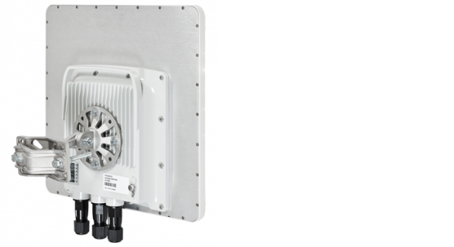 R5000-Smn/6.300.2x200.2x24 - - Produits - Infinet Wireless
