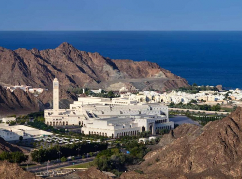 Madayn, Oman’s Public Establishment for Industrial Estates, benefits from having its offices connected with the Infinet Wireless solutions